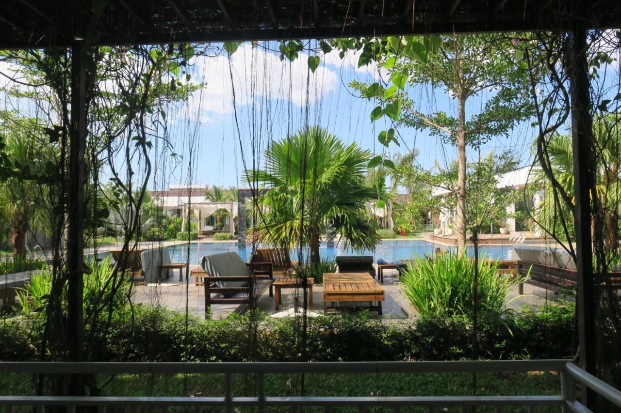 Twin Palms Resort Сіануквіль Екстер'єр фото